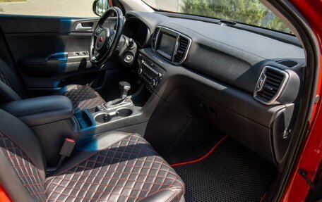 KIA Sportage IV рестайлинг, 2018 год, 2 800 000 рублей, 18 фотография