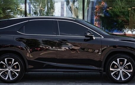 Lexus RX IV рестайлинг, 2020 год, 4 200 000 рублей, 3 фотография
