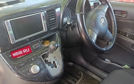 Toyota Wish II, 2007 год, 800 000 рублей, 7 фотография