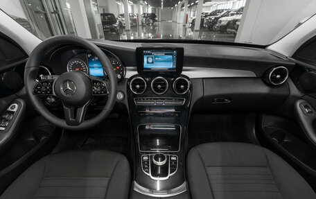 Mercedes-Benz C-Класс, 2019 год, 1 790 000 рублей, 8 фотография