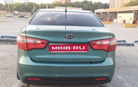 KIA Rio III рестайлинг, 2012 год, 800 000 рублей, 5 фотография