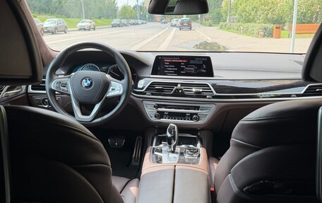 BMW 7 серия, 2018 год, 8 000 000 рублей, 7 фотография