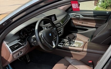 BMW 7 серия, 2018 год, 8 000 000 рублей, 5 фотография