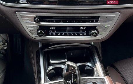 BMW 7 серия, 2018 год, 8 000 000 рублей, 19 фотография