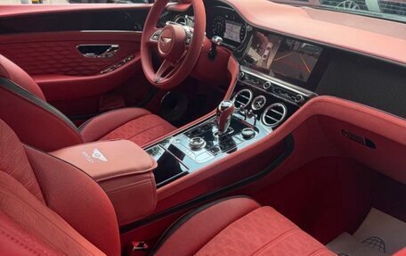 Bentley Continental GT, 2026 год, 39 999 000 рублей, 18 фотография