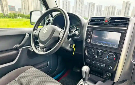 Suzuki Jimny, 2018 год, 1 252 000 рублей, 17 фотография