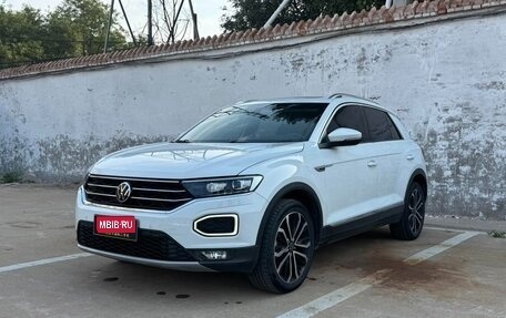 Volkswagen T-Roc I, 2022 год, 2 034 000 рублей, 1 фотография