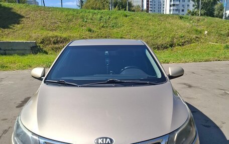 KIA Rio III рестайлинг, 2013 год, 750 000 рублей, 1 фотография