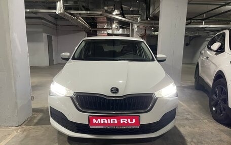 Skoda Rapid II, 2021 год, 1 710 000 рублей, 1 фотография