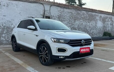 Volkswagen T-Roc I, 2022 год, 2 034 000 рублей, 3 фотография