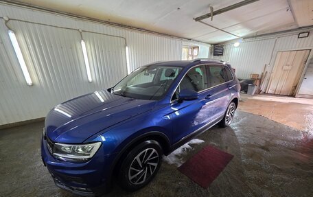 Volkswagen Tiguan II, 2018 год, 2 060 000 рублей, 4 фотография