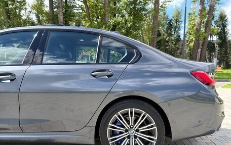 BMW 3 серия, 2019 год, 3 290 000 рублей, 12 фотография