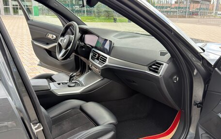BMW 3 серия, 2019 год, 3 290 000 рублей, 25 фотография