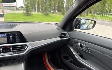 BMW 3 серия, 2019 год, 3 290 000 рублей, 30 фотография