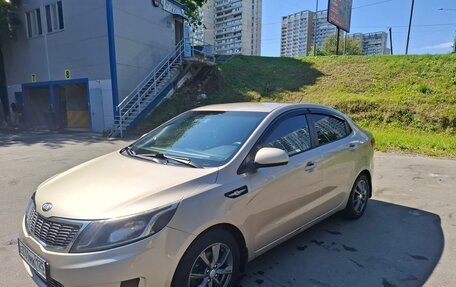 KIA Rio III рестайлинг, 2013 год, 750 000 рублей, 3 фотография