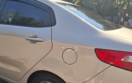 KIA Rio III рестайлинг, 2013 год, 750 000 рублей, 13 фотография