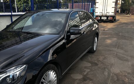 Mercedes-Benz E-Класс, 2013 год, 2 200 000 рублей, 2 фотография