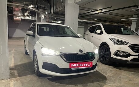 Skoda Rapid II, 2021 год, 1 710 000 рублей, 2 фотография