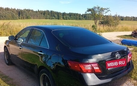 Toyota Camry, 2007 год, 850 000 рублей, 4 фотография
