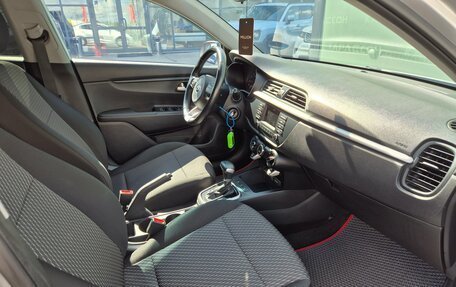 KIA Rio IV, 2018 год, 1 390 000 рублей, 7 фотография