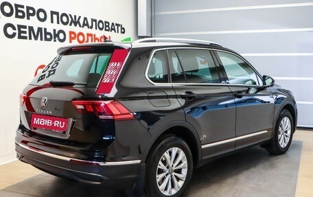 Volkswagen Tiguan II, 2020 год, 2 690 000 рублей, 4 фотография