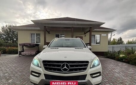 Mercedes-Benz M-Класс, 2012 год, 2 400 000 рублей, 3 фотография