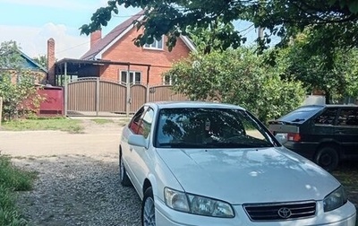 Toyota Camry, 2000 год, 680 000 рублей, 1 фотография
