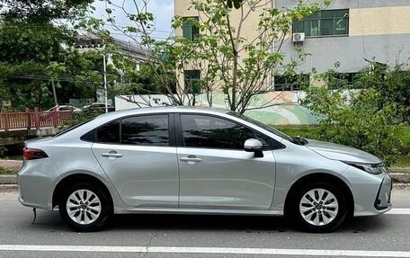 Toyota Corolla, 2023 год, 1 690 800 рублей, 8 фотография