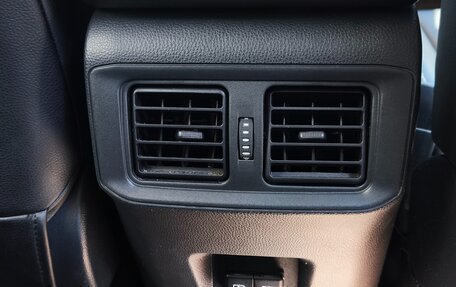 Toyota RAV4, 2021 год, 3 000 000 рублей, 14 фотография