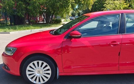 Volkswagen Jetta VI, 2014 год, 850 000 рублей, 5 фотография