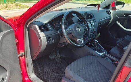 Volkswagen Jetta VI, 2014 год, 850 000 рублей, 14 фотография