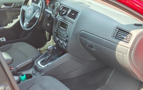Volkswagen Jetta VI, 2014 год, 850 000 рублей, 18 фотография
