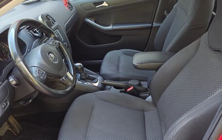 Volkswagen Jetta VI, 2014 год, 850 000 рублей, 24 фотография