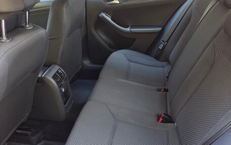 Volkswagen Jetta VI, 2014 год, 850 000 рублей, 25 фотография
