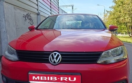 Volkswagen Jetta VI, 2014 год, 850 000 рублей, 3 фотография