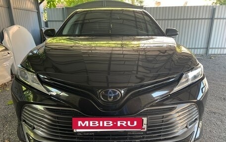 Toyota Camry, 2020 год, 2 550 000 рублей, 2 фотография