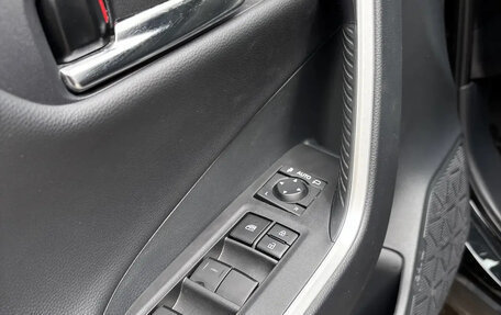 Toyota RAV4, 2025 год, 3 750 000 рублей, 5 фотография