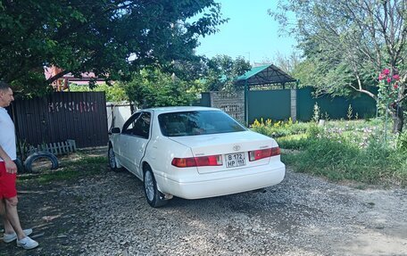 Toyota Camry, 2000 год, 680 000 рублей, 3 фотография