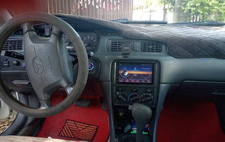 Toyota Camry, 2000 год, 680 000 рублей, 7 фотография