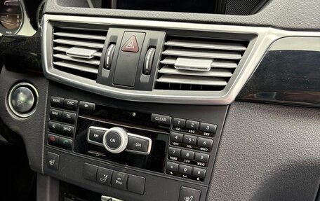 Mercedes-Benz E-Класс, 2011 год, 1 350 000 рублей, 4 фотография