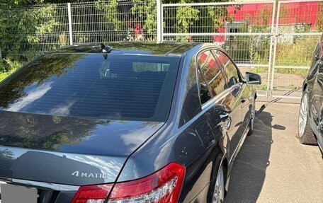 Mercedes-Benz E-Класс, 2011 год, 1 350 000 рублей, 13 фотография