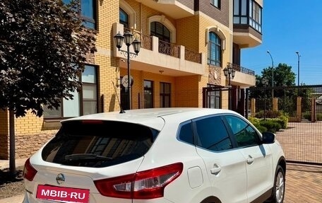 Nissan Qashqai, 2014 год, 1 590 000 рублей, 2 фотография