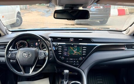 Toyota Camry, 2018 год, 2 200 000 рублей, 6 фотография