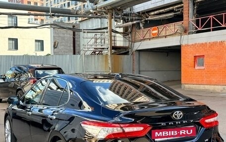 Toyota Camry, 2018 год, 2 200 000 рублей, 10 фотография