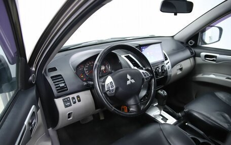 Mitsubishi Pajero Sport II рестайлинг, 2011 год, 1 290 000 рублей, 10 фотография