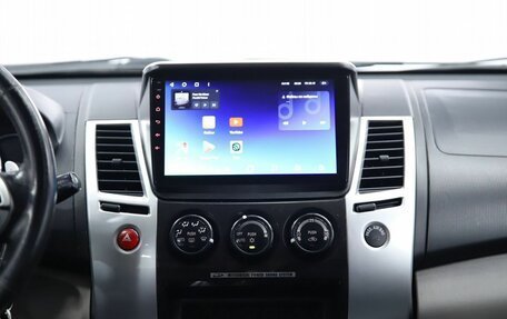 Mitsubishi Pajero Sport II рестайлинг, 2011 год, 1 290 000 рублей, 14 фотография