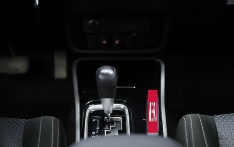 Mitsubishi Outlander III рестайлинг 3, 2018 год, 1 690 000 рублей, 14 фотография