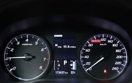 Mitsubishi Outlander III рестайлинг 3, 2018 год, 1 690 000 рублей, 16 фотография