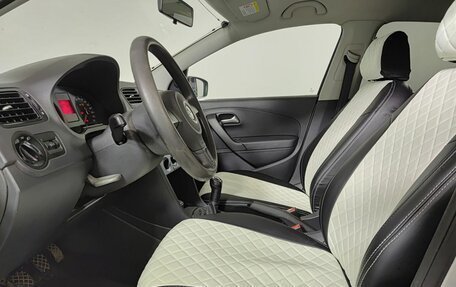 Volkswagen Polo VI (EU Market), 2010 год, 650 000 рублей, 20 фотография