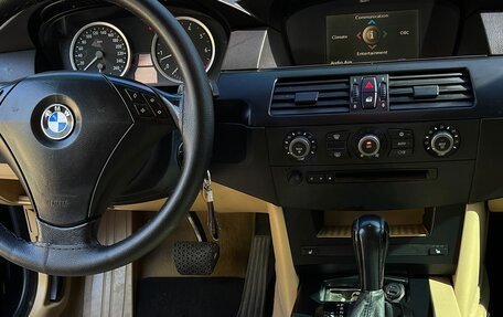 BMW 5 серия, 2004 год, 825 000 рублей, 7 фотография